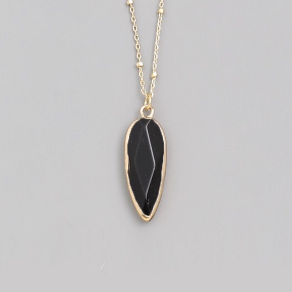 Obsidian Stone Pendant Gold Chain Necklace - Picture 2 of 2
